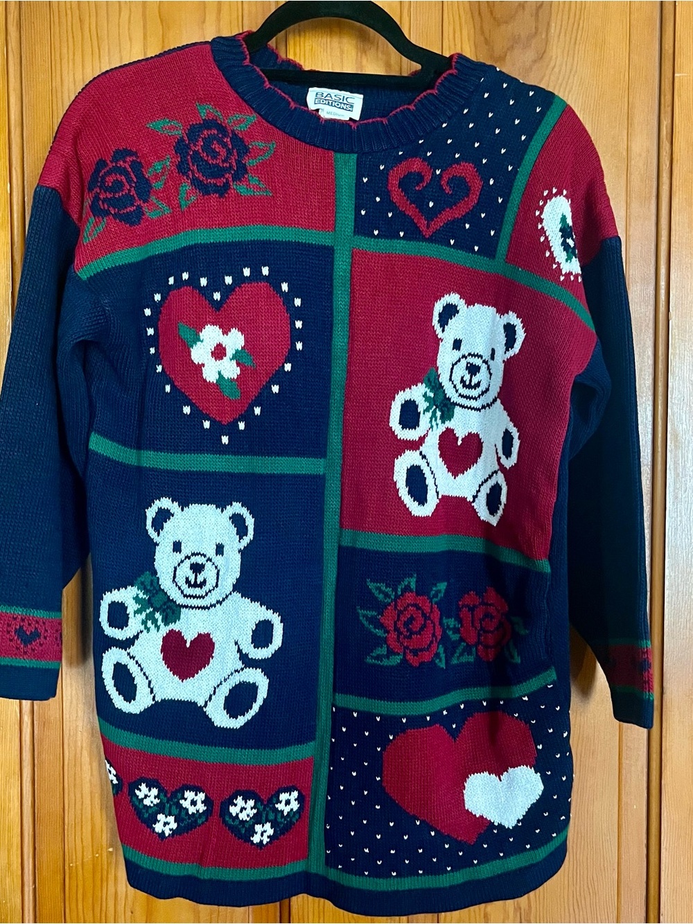 Vtg 90s M teddy bear sweater cottagecore hearts burgundy navy country roses